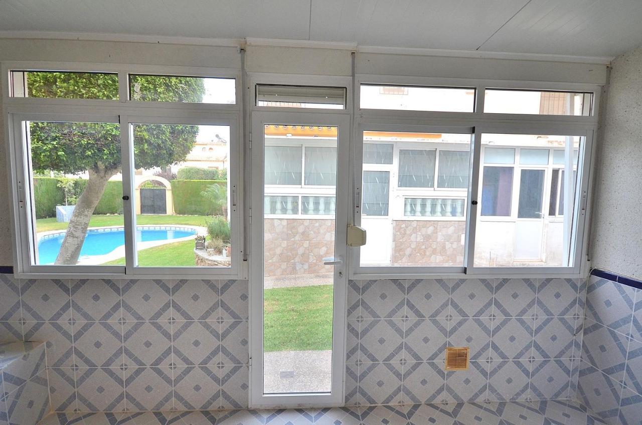 Villa Agradable Adosado Con Piscina, Duchas Hidromasaje Torrevieja Exterior foto