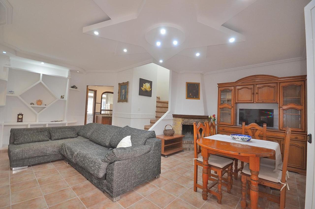 Villa Agradable Adosado Con Piscina, Duchas Hidromasaje Torrevieja Exterior foto
