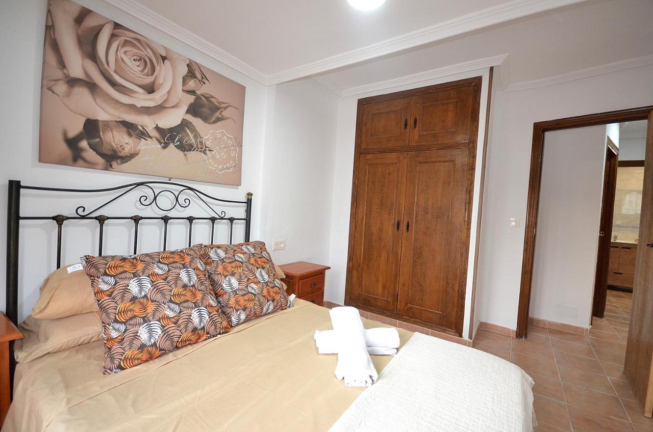 Villa Agradable Adosado Con Piscina, Duchas Hidromasaje Torrevieja Exterior foto