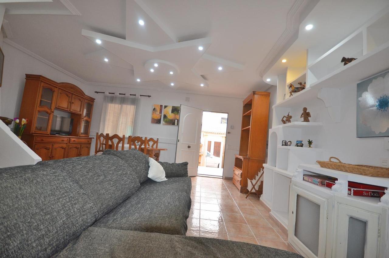 Villa Agradable Adosado Con Piscina, Duchas Hidromasaje Torrevieja Exterior foto