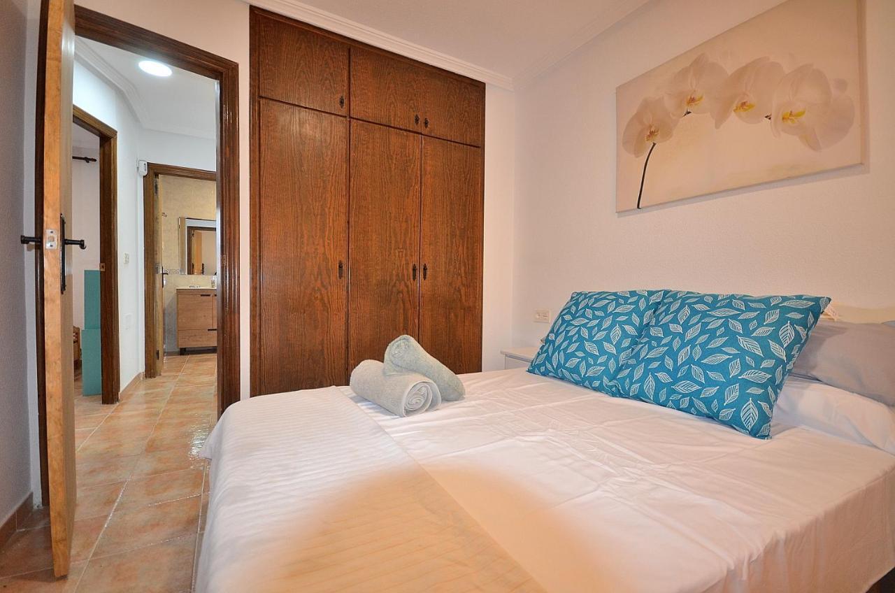 Villa Agradable Adosado Con Piscina, Duchas Hidromasaje Torrevieja Exterior foto