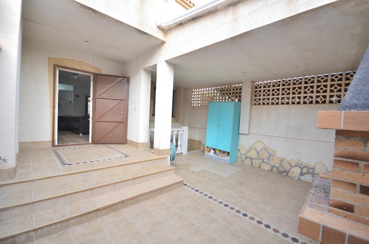 Villa Agradable Adosado Con Piscina, Duchas Hidromasaje Torrevieja Exterior foto
